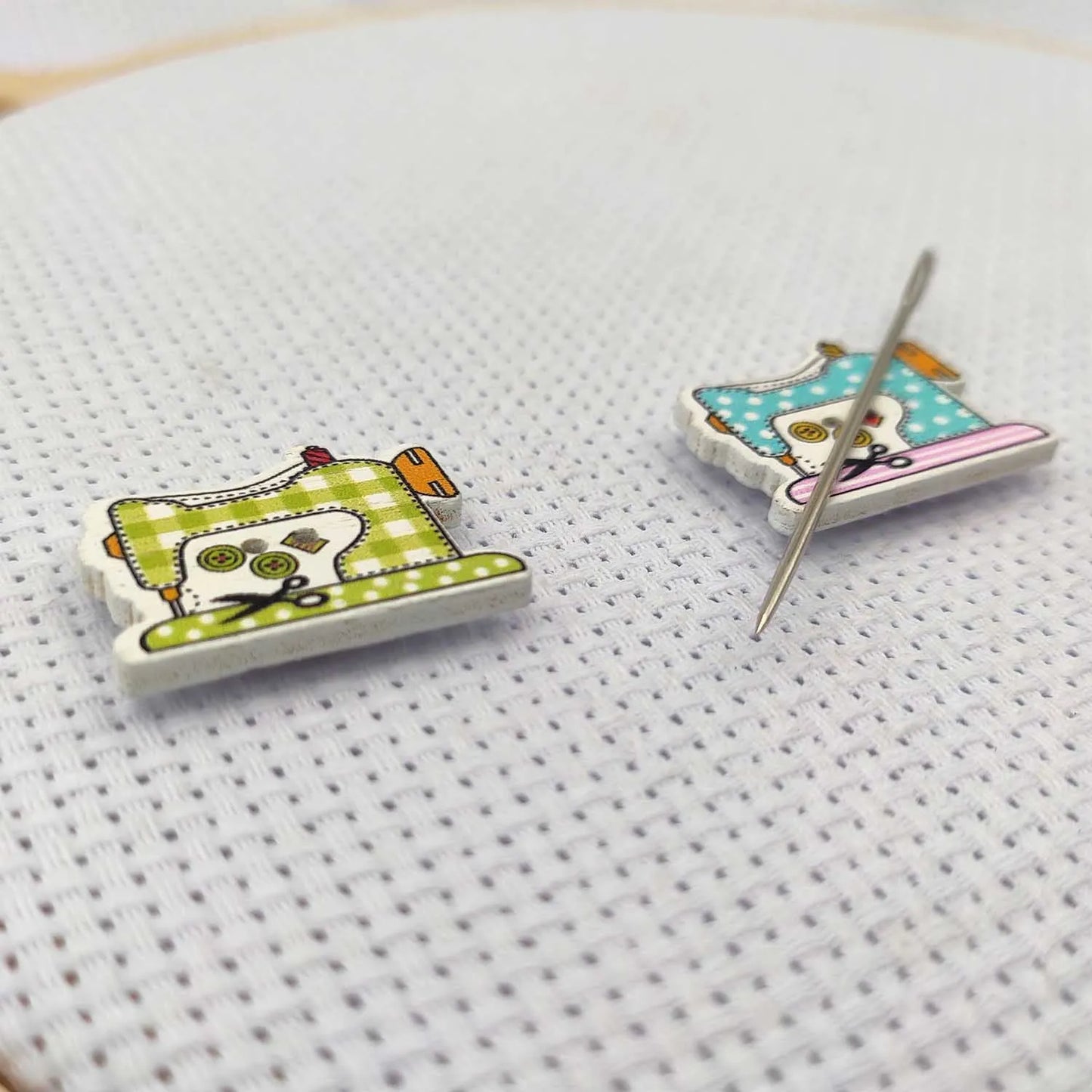 High Concerned Chemical Magnetic Needle Minders Set Of 2 Embroidery